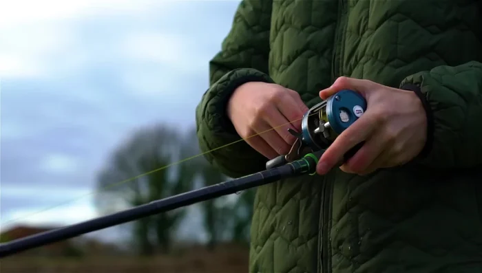 Use sudden stops in retrieval to tempt pike.