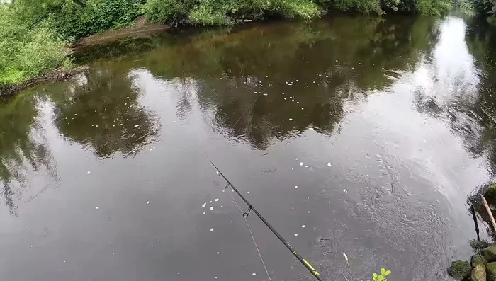 Experiences a wind knot and resolves it.