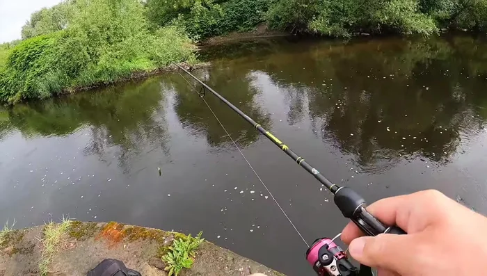 Changes lures multiple times, eventually finding success with jerkbaits.