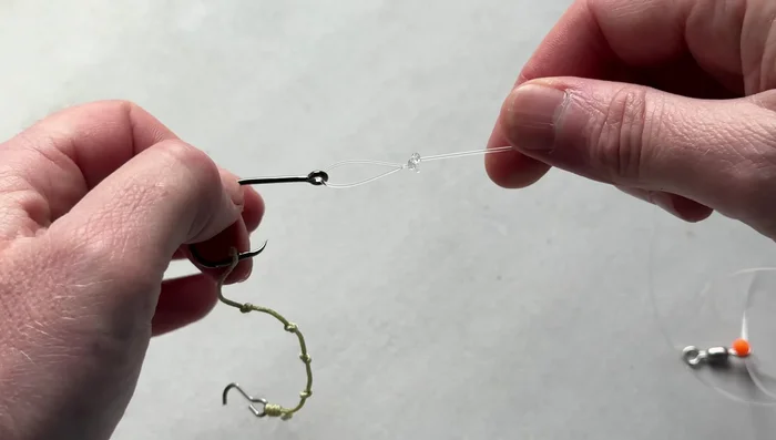 Coil the rig loosely around your hand before placing it back in the pack.