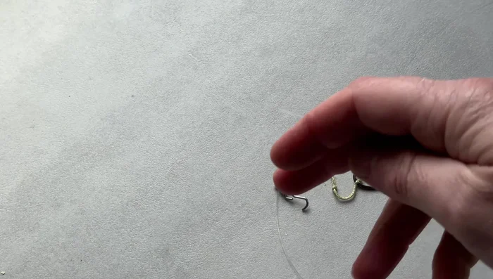 Coil the rig loosely around your hand before placing it back in the pack.