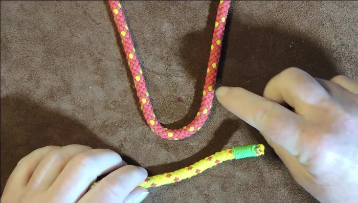 Pull it through to tighten.