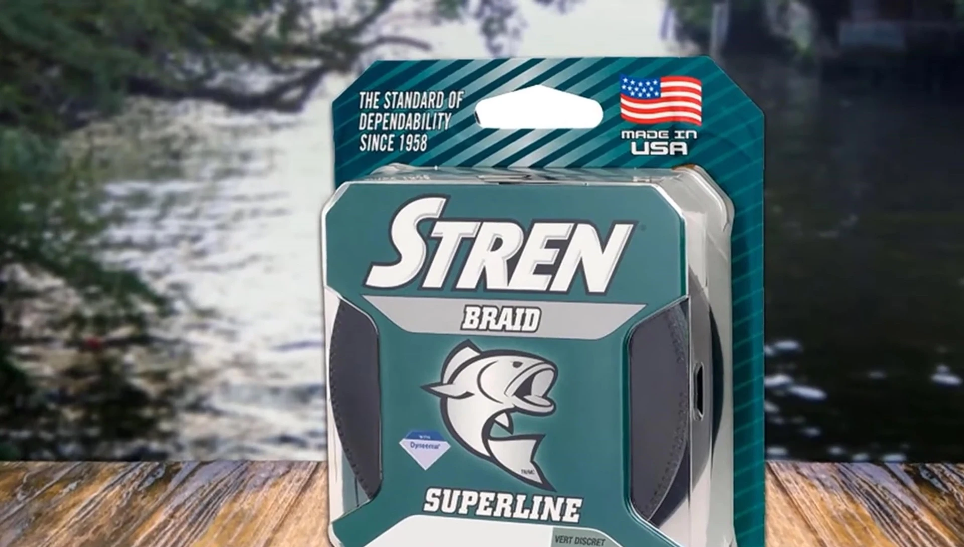 Stren Fluorocast line being used.
