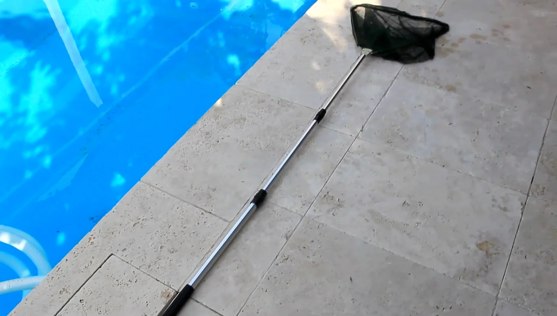 The net's full extension being shown