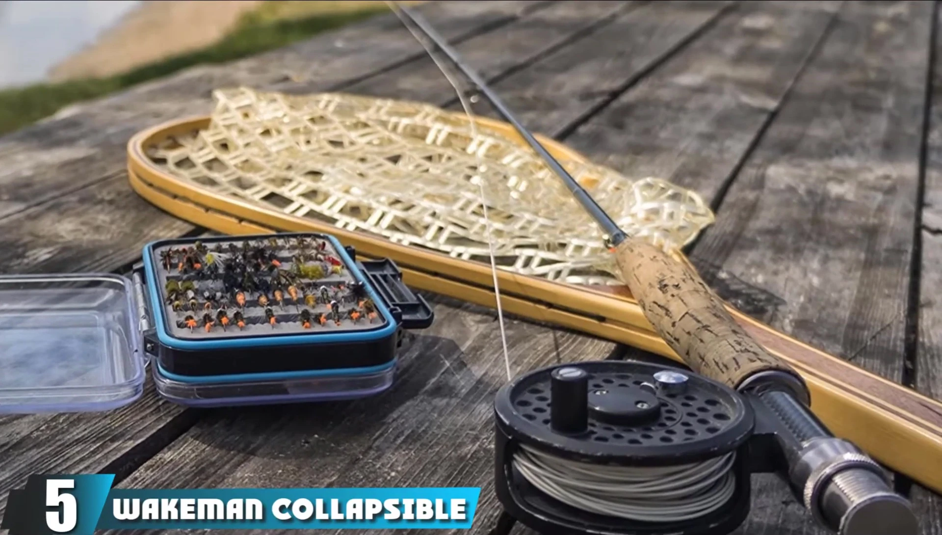 The Wakeman Collapsible Fishing Net displayed.