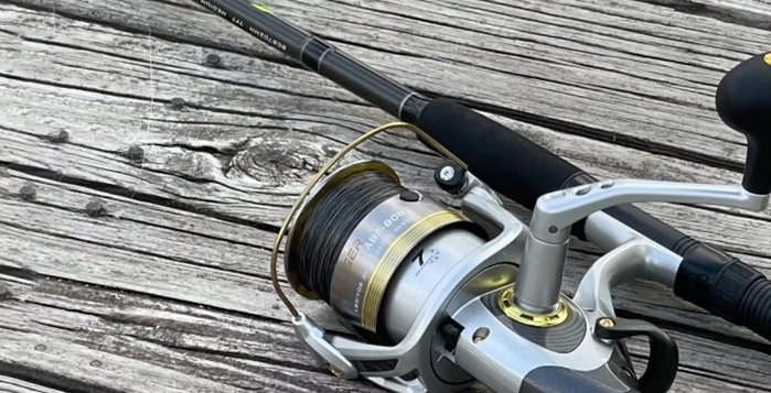 Zebco 88 Saltwater Spincast Reel Review: Durable stainless steel cover, patented no-tangle design, smooth retrieve, robust drag system, quick-set anti-reverse.