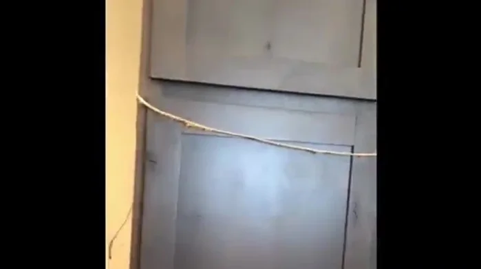 Cut multiple pieces of hemp cord, each double the length of your net, to fit across the main length.