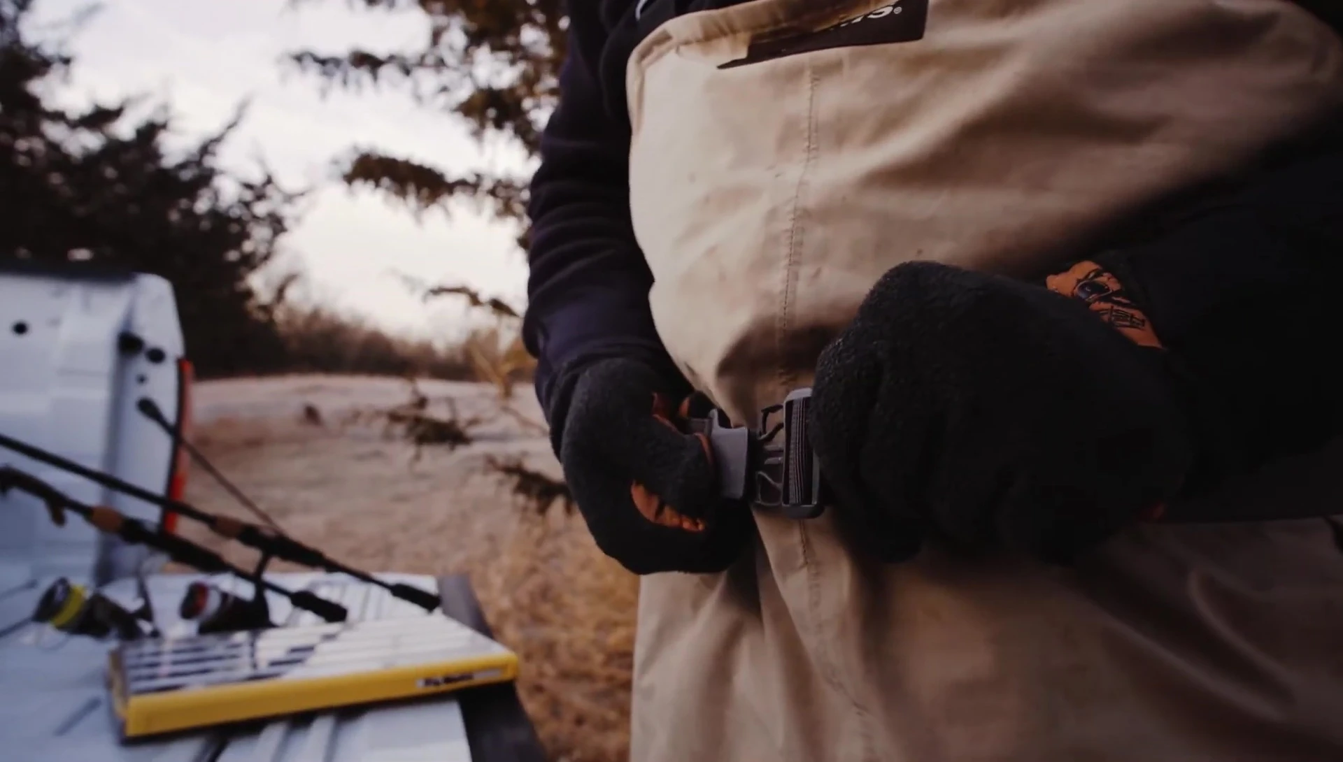Close-up of Tech Fleece glove's palm