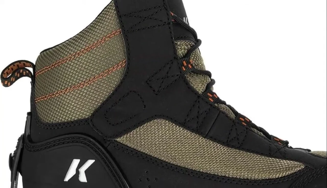The Omnitrax 3.0 interchangeable sole system of the Corker's Greenback boots.