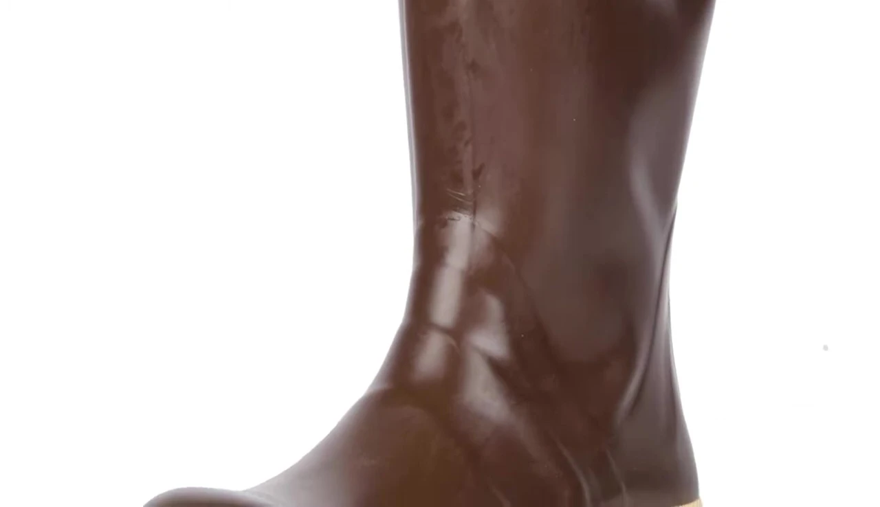 The Salmon Sisters Fish Print lining revealed when the boots are rolled down.