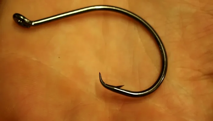 Use high-quality hooks: