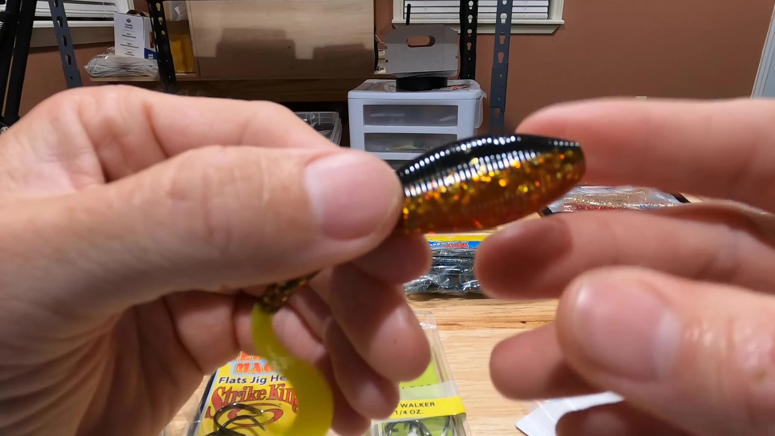 Comparison of a narrow and wide-bodied soft plastic lure