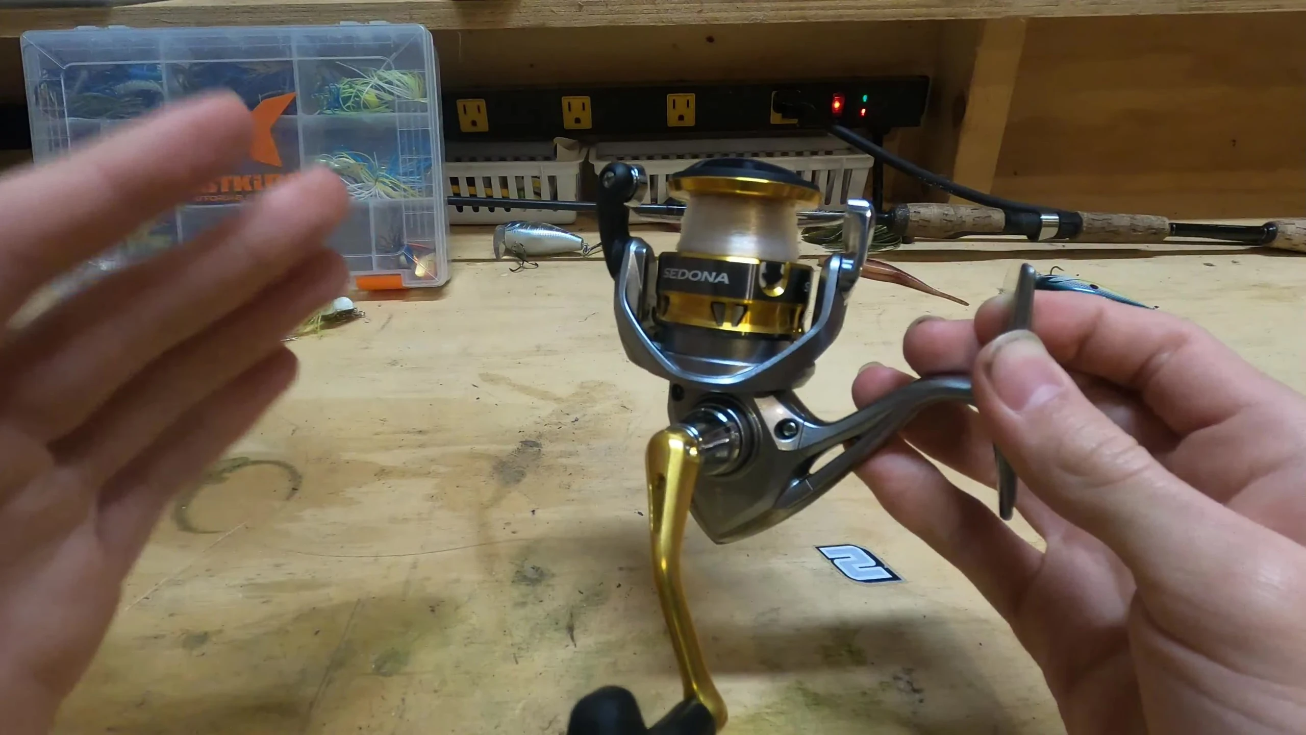 A final shot of the reel with the reviewer giving a thumbs up