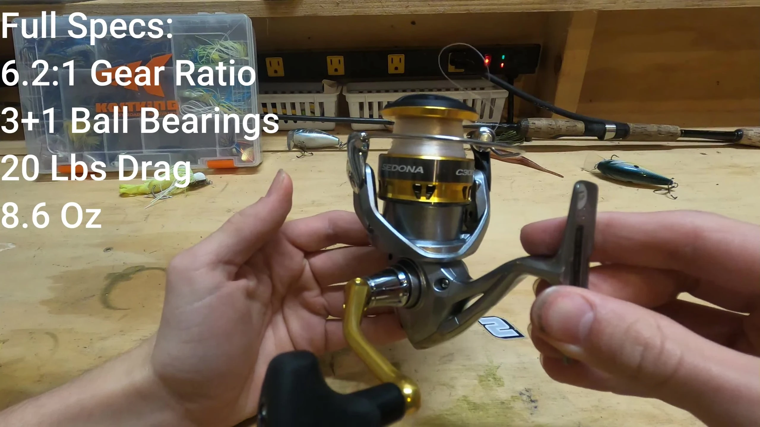Image highlighting the reel's gear ratio, bearings, and drag capacity