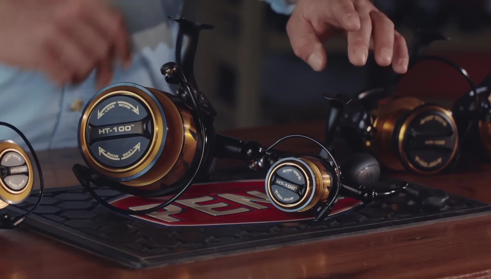 Close-up of the Spinfisher VI 2500 and 10500 reels, showcasing the size difference