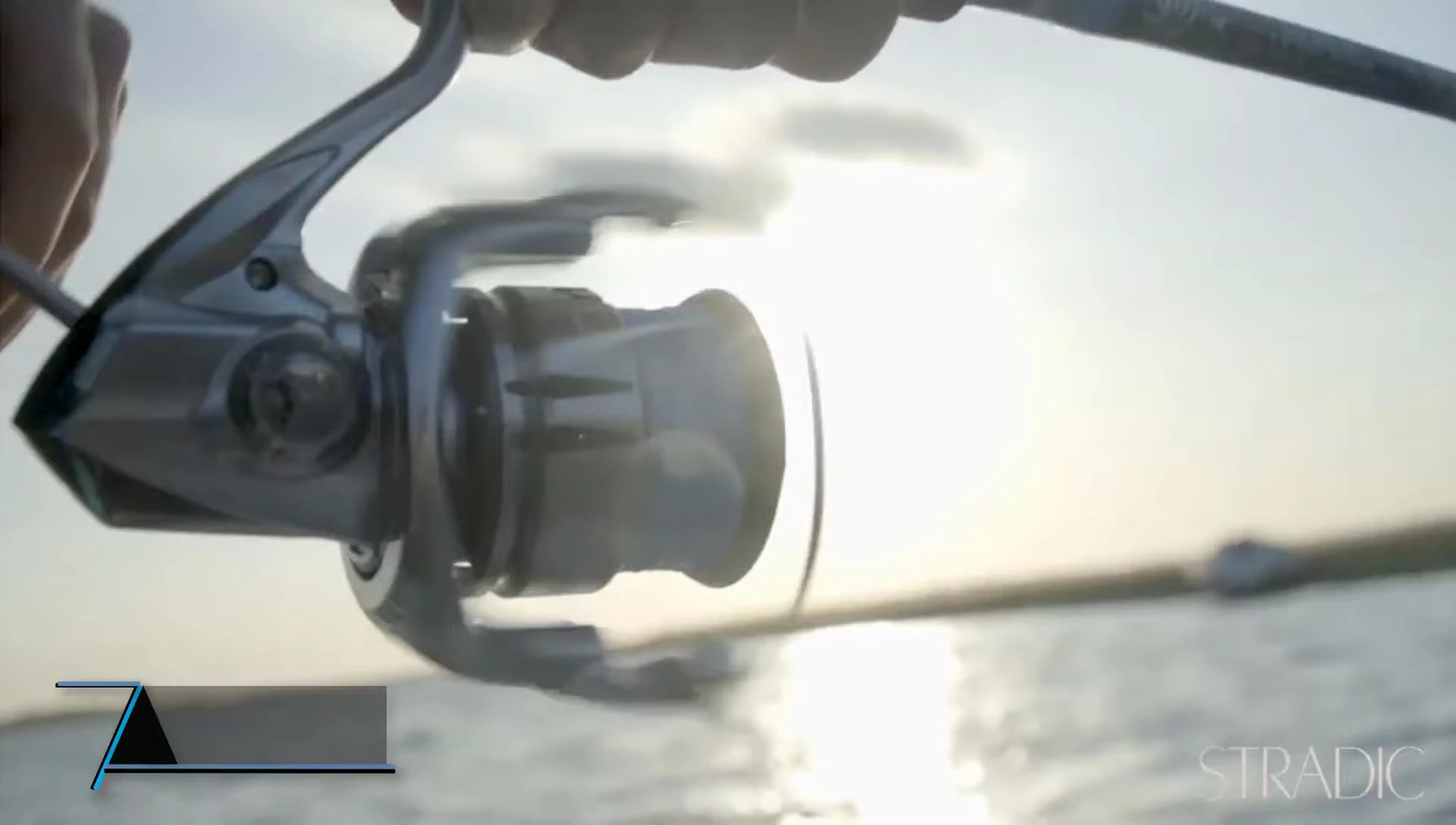Shimano Stradic FL ambidextrous spinning reel