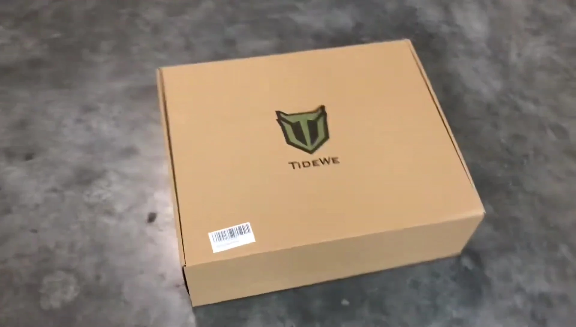 Tidewe waders box with logo