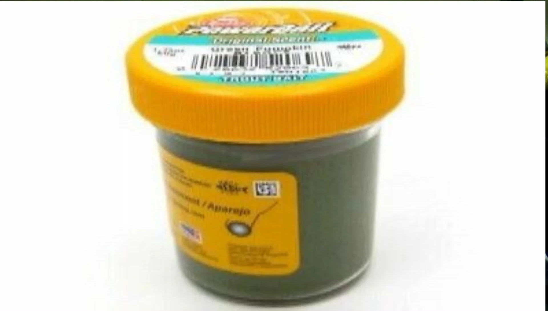 Close-up showing the type of fishing line and hook used