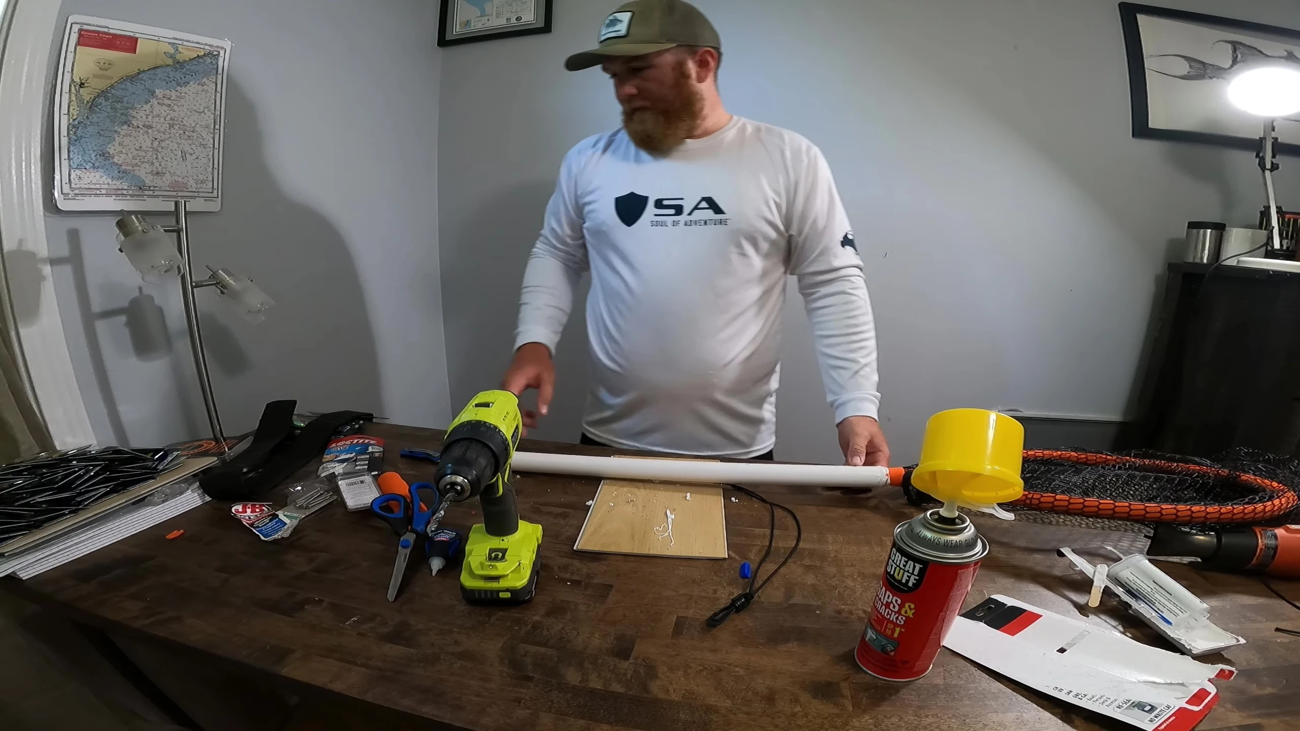 Filling with expansion foam