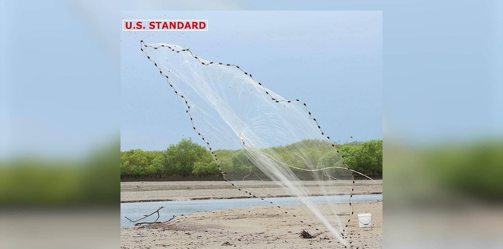 Demonstrating the ease of throwing the GoTour net