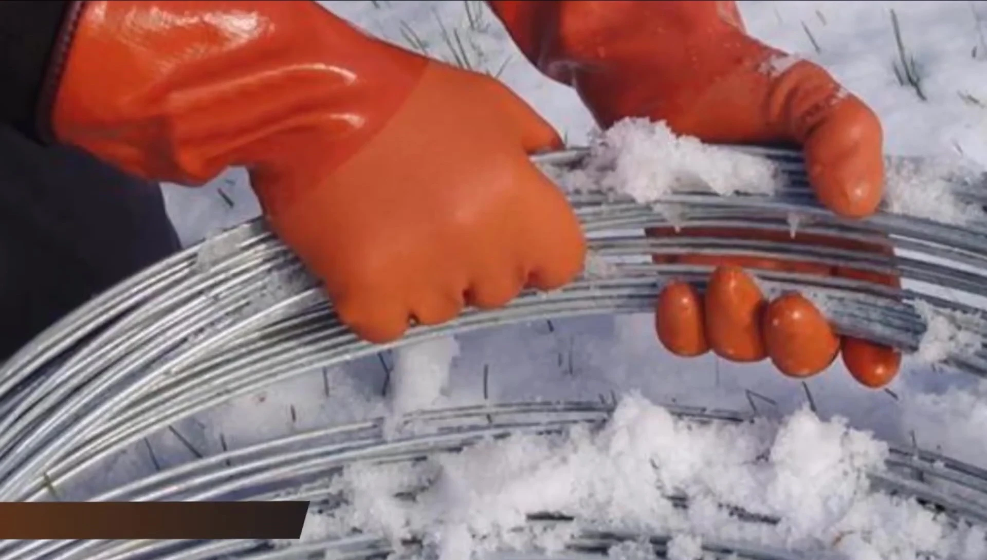 Image showcasing Showa Atlas 460 Vinilov gloves.