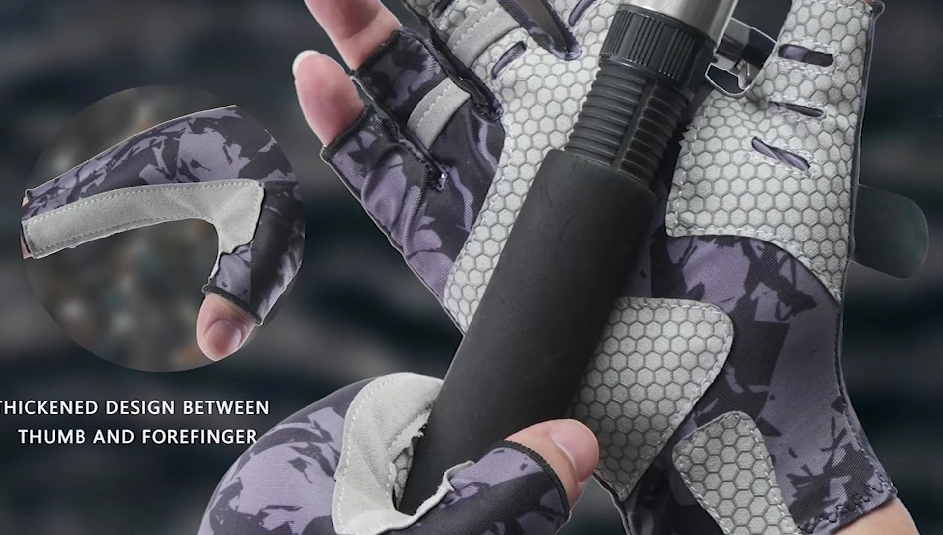 Person easily removing the CH HS Mon B gloves