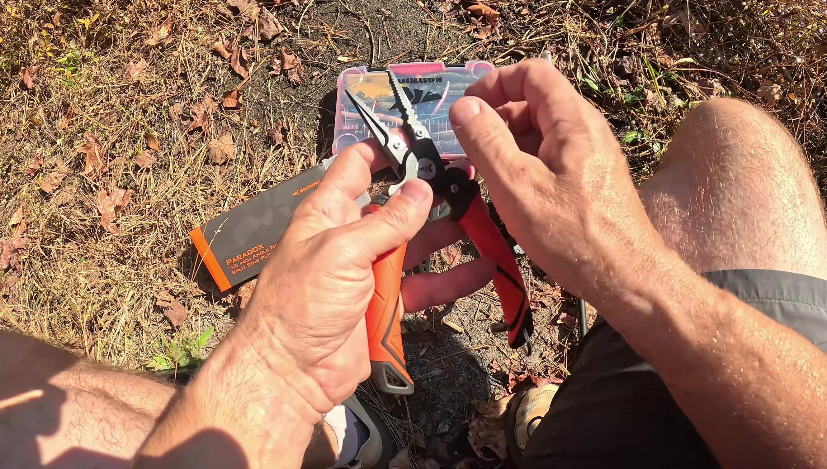Close-up view of the line cutter.