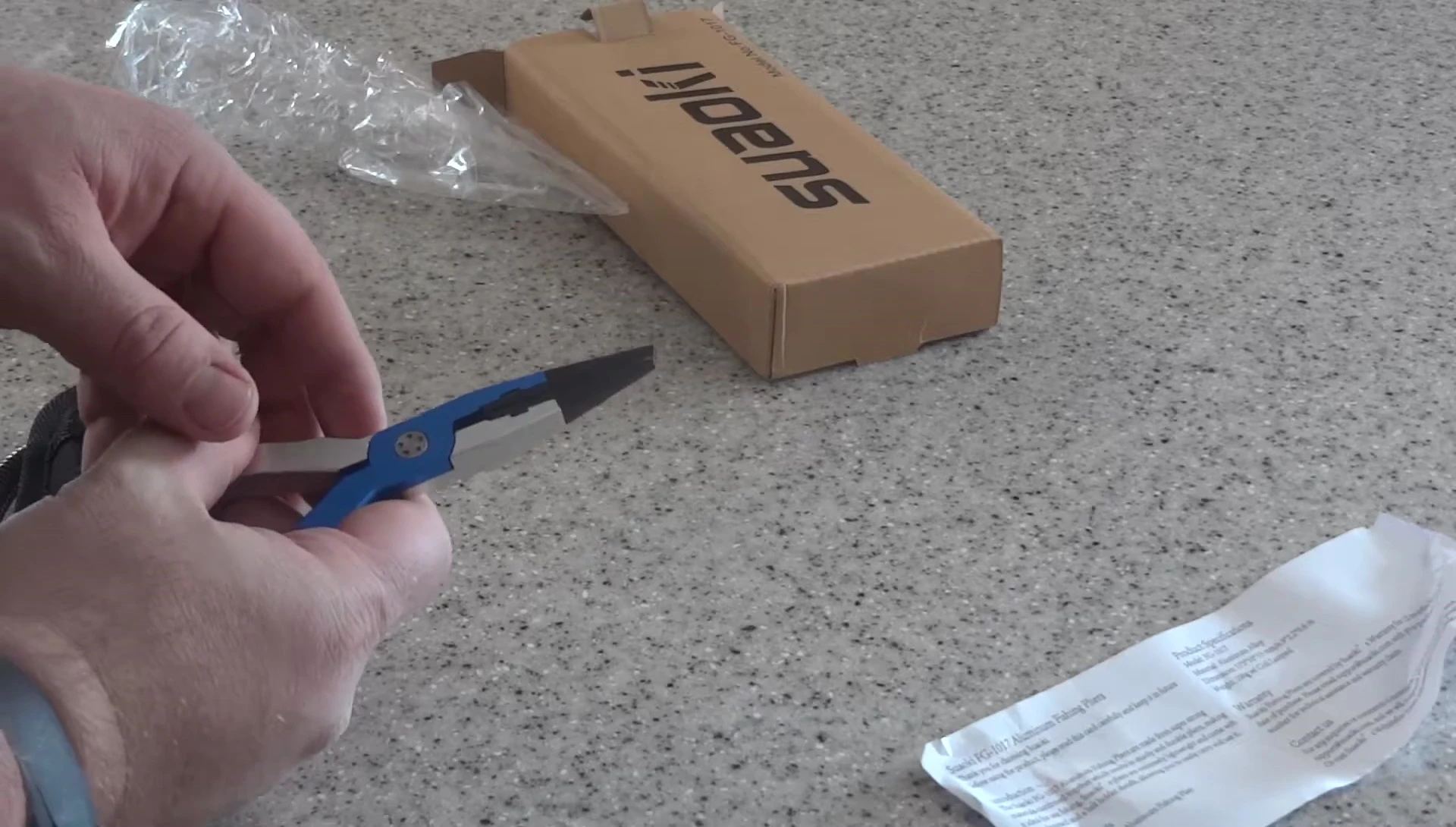 Detail of the line cutter
