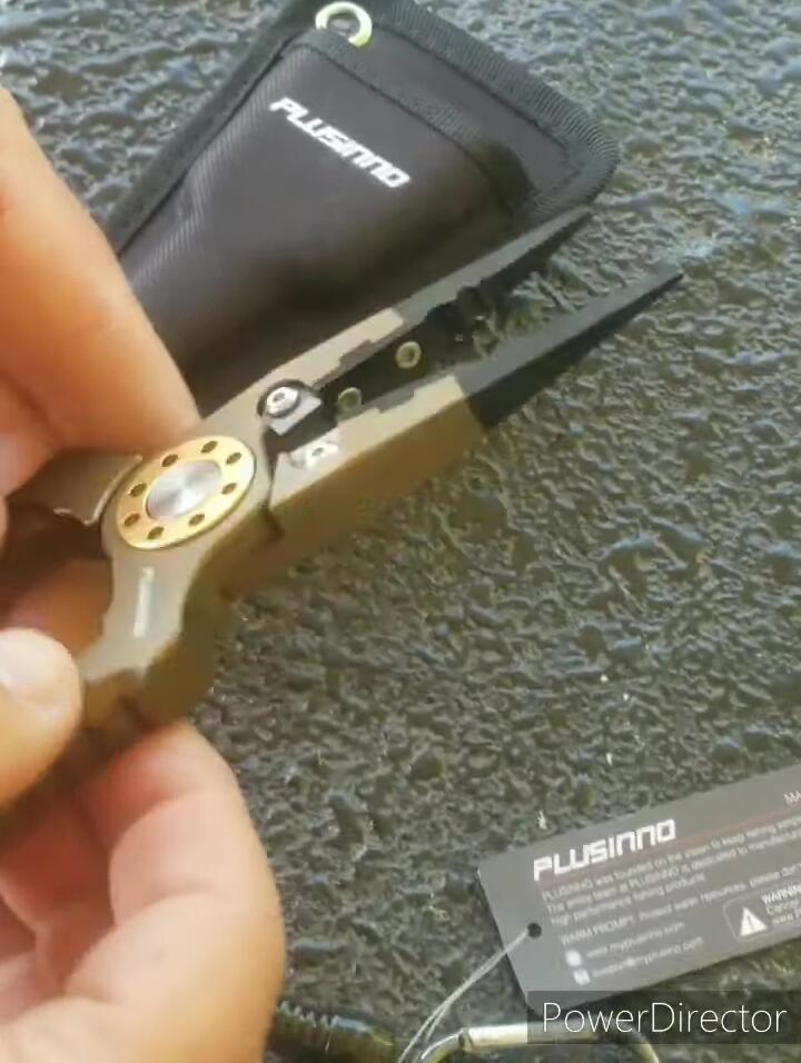 Crimping section for split shot weights.