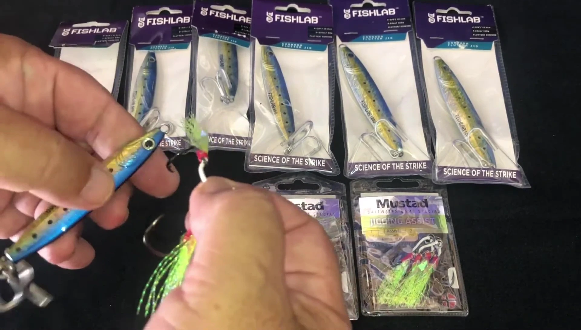 Comparison between treble and assist hooks.