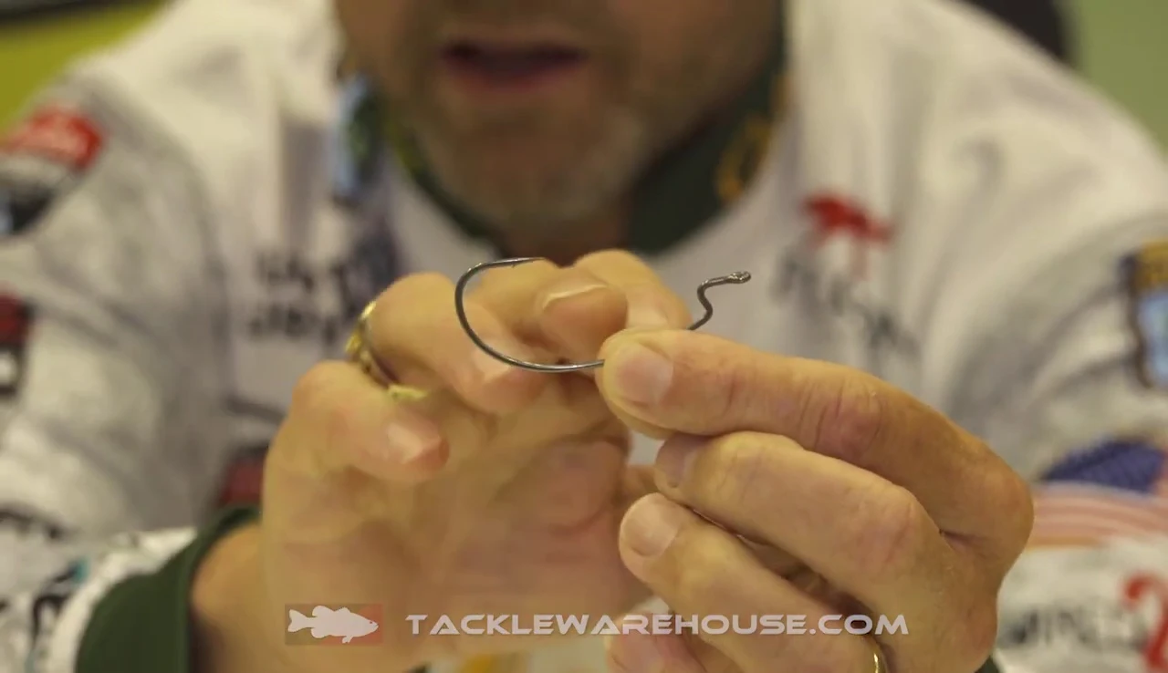 Mike McClelland demonstrating the hook's rigging capabilities.