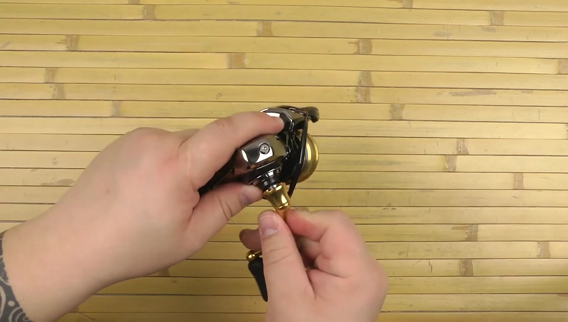 Image of the Acceler LT's machined aluminum handle