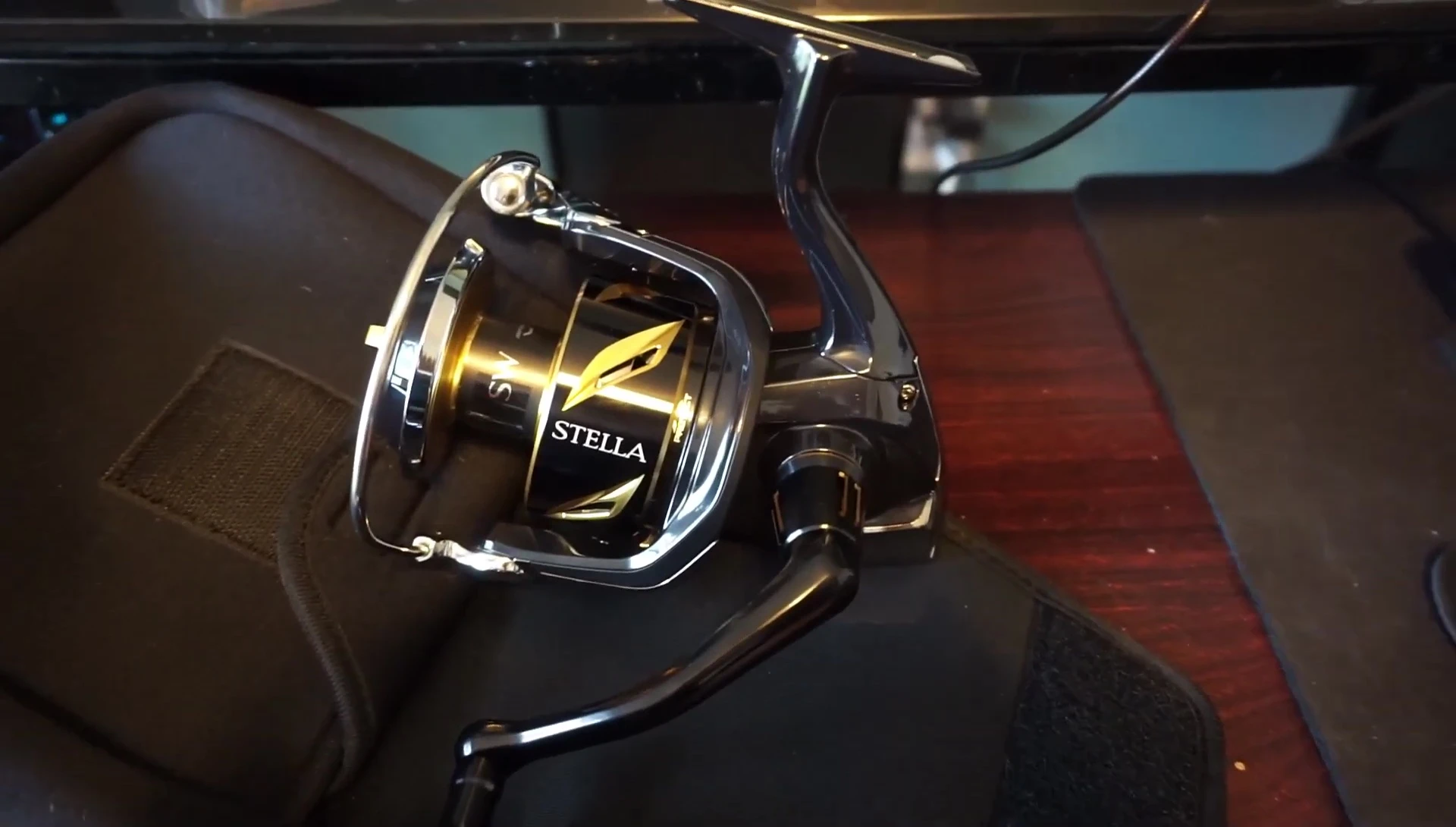Close-up of the reel's specifications