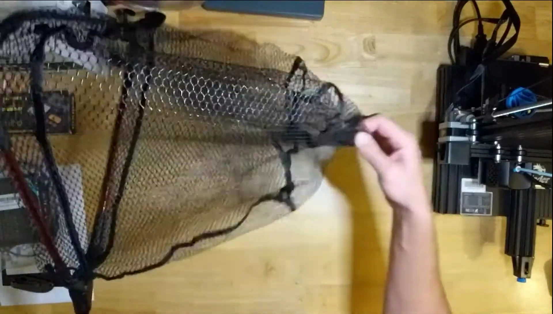 Close-up of the rubber-coated netting.