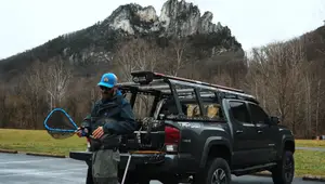 How to Carry a Fishing Net: Ultimate Guide & Product Review