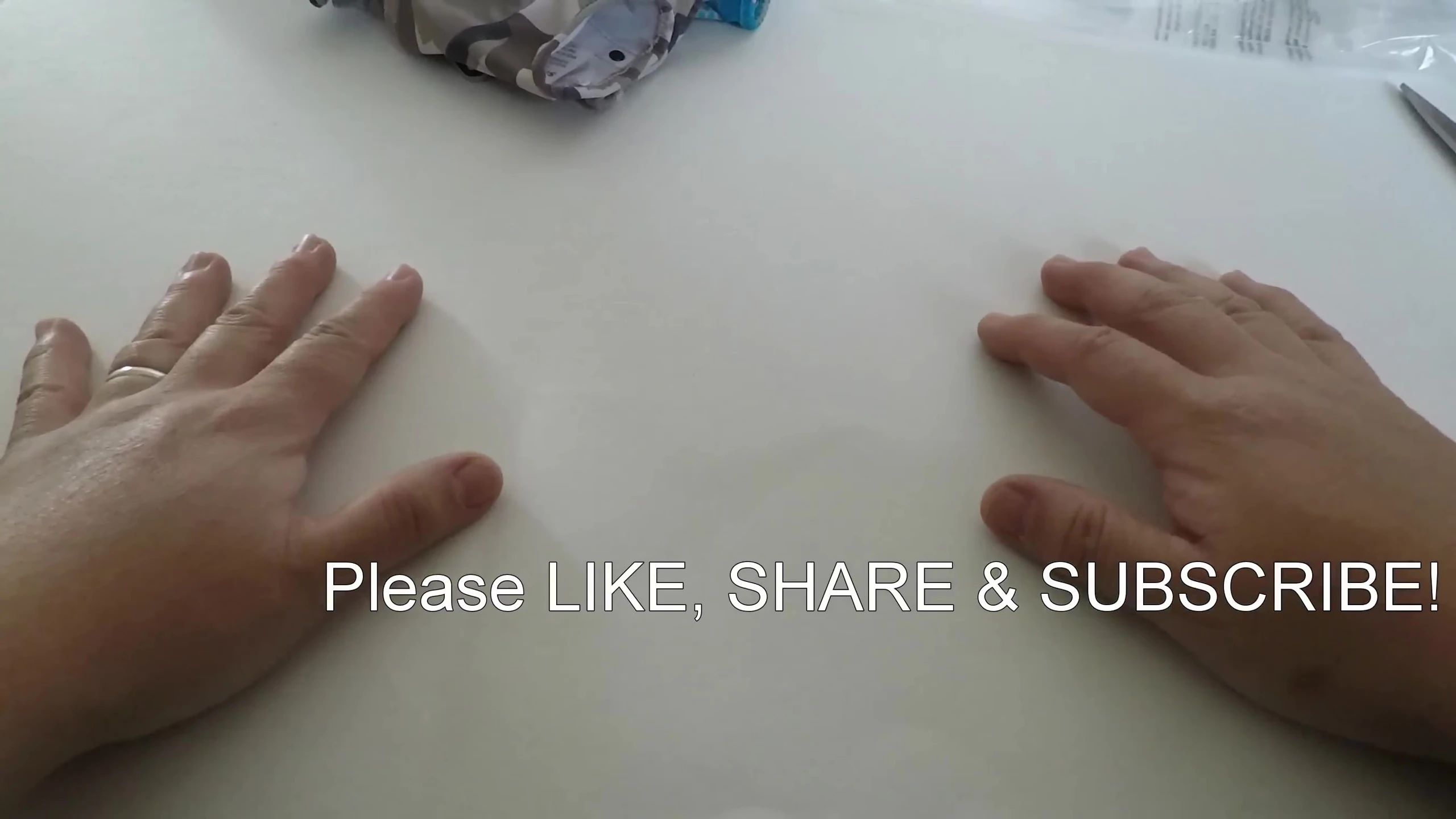 The reviewer ending the video.