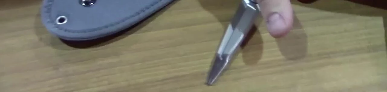 The presenter mentioning the MSRP of the Splizzors