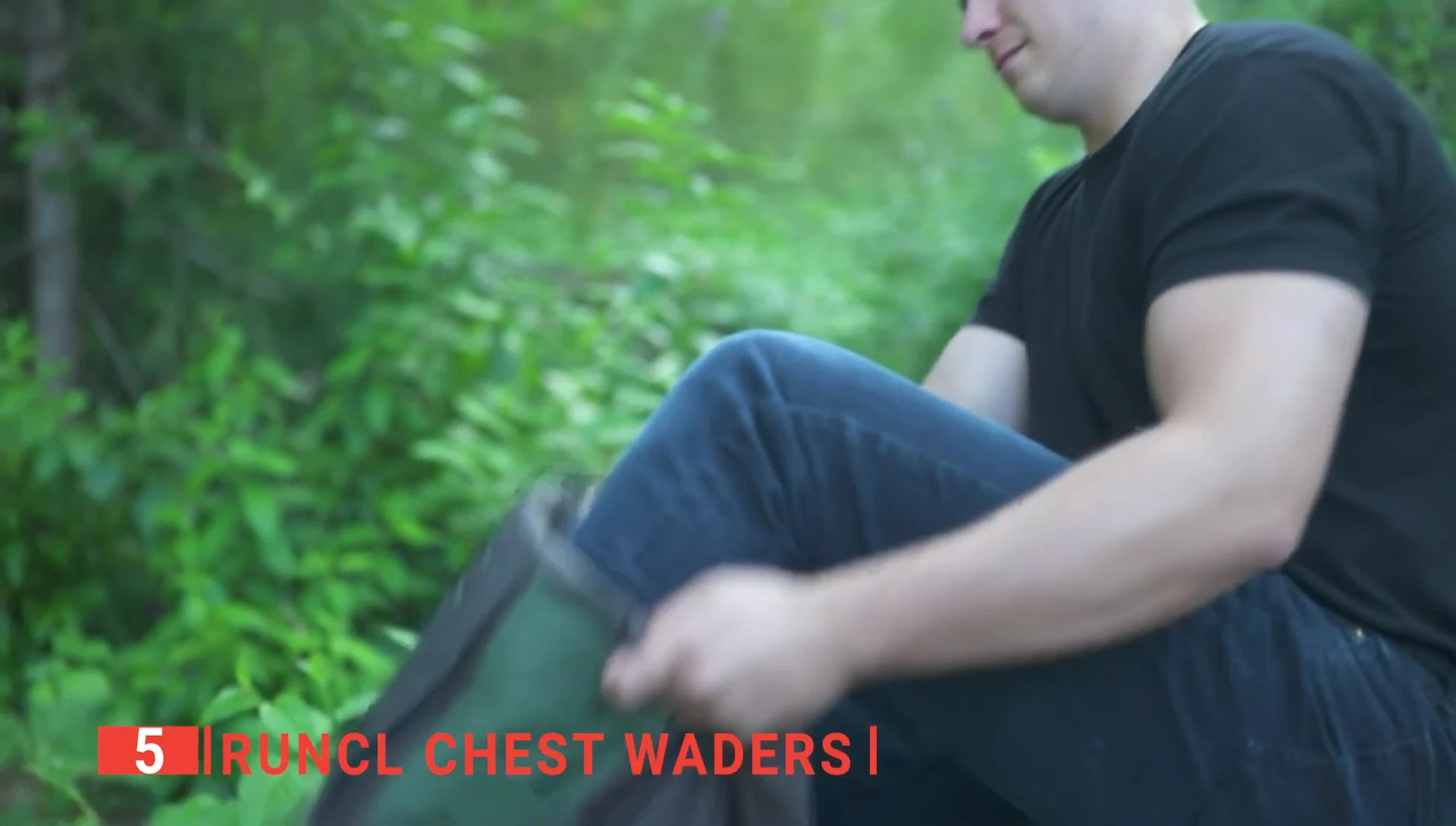 The non-slip grippers on the boots of the Run Cl waders