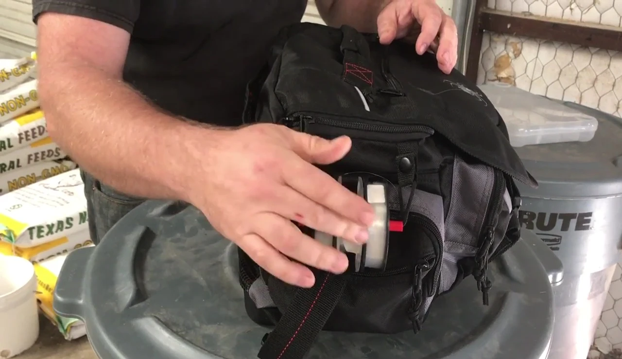 Demonstration of using the line minder
