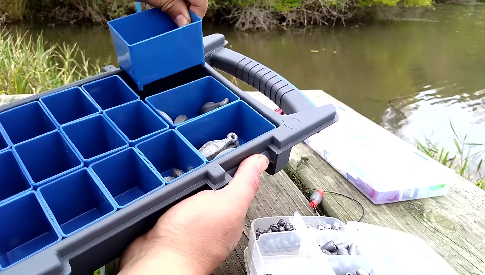 The small containers in place