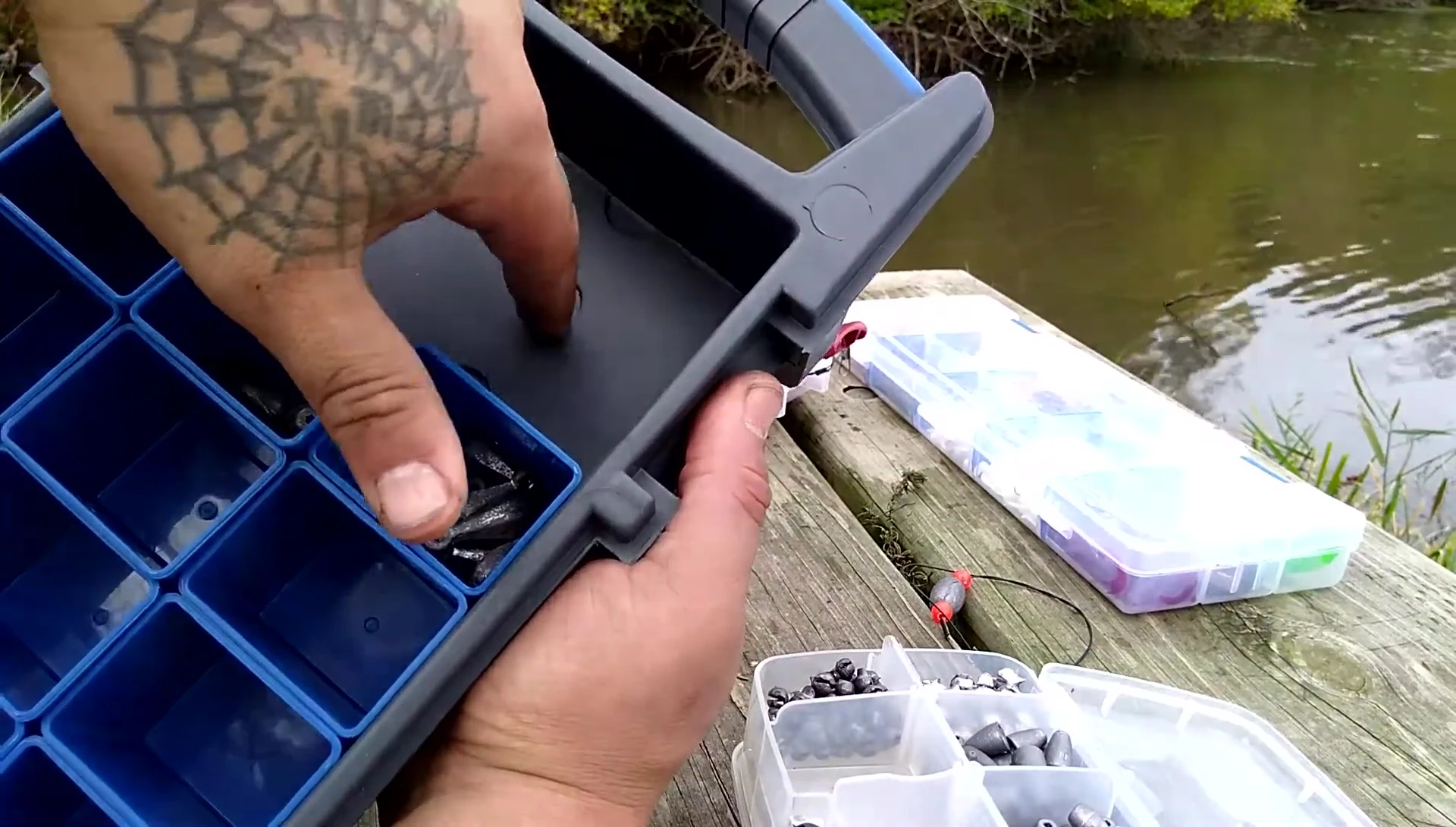 Containers inside the lid
