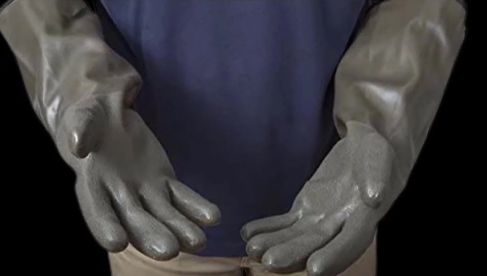 Highlighting the grip and insulation