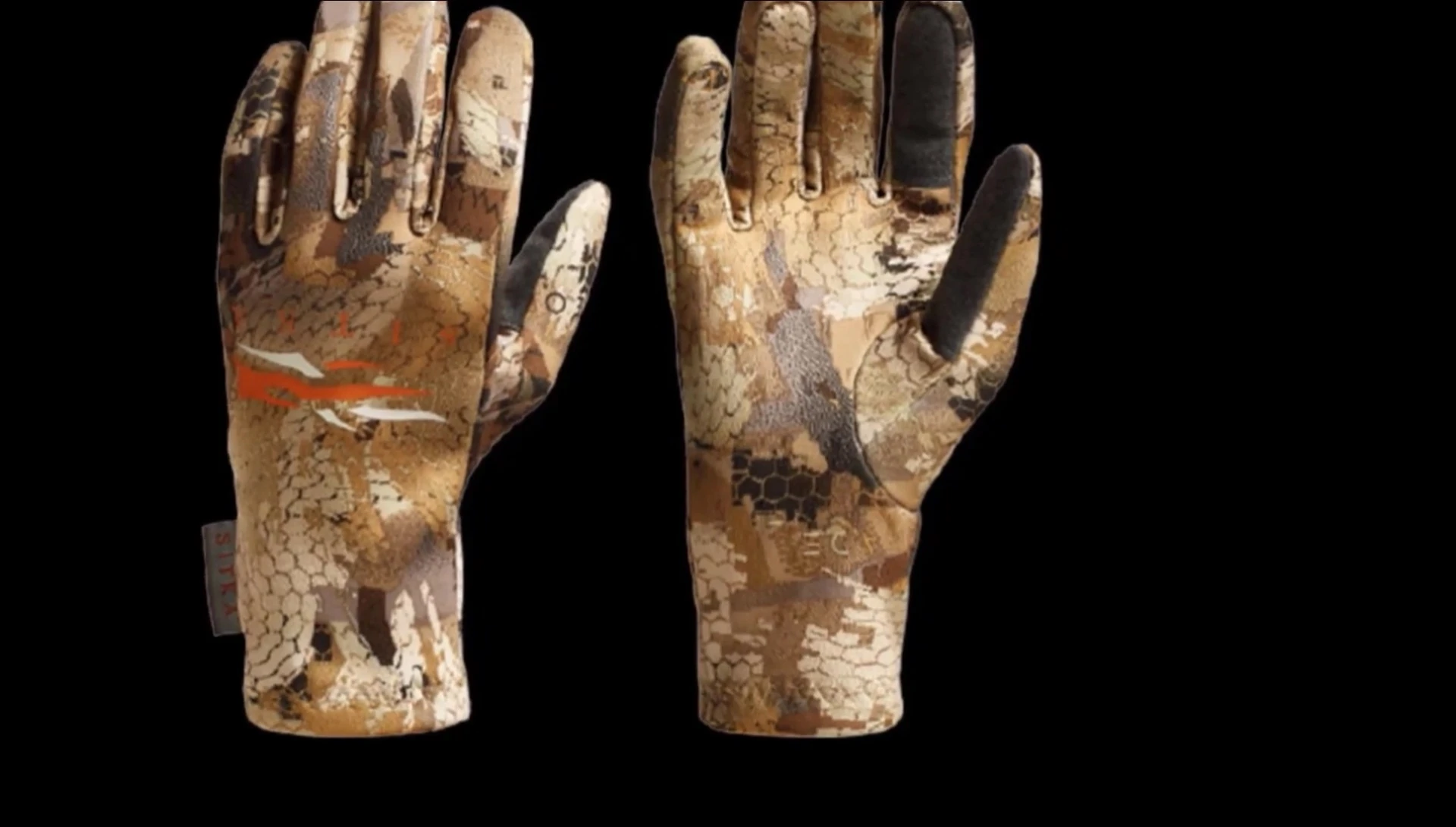 The camouflage print of the gloves
