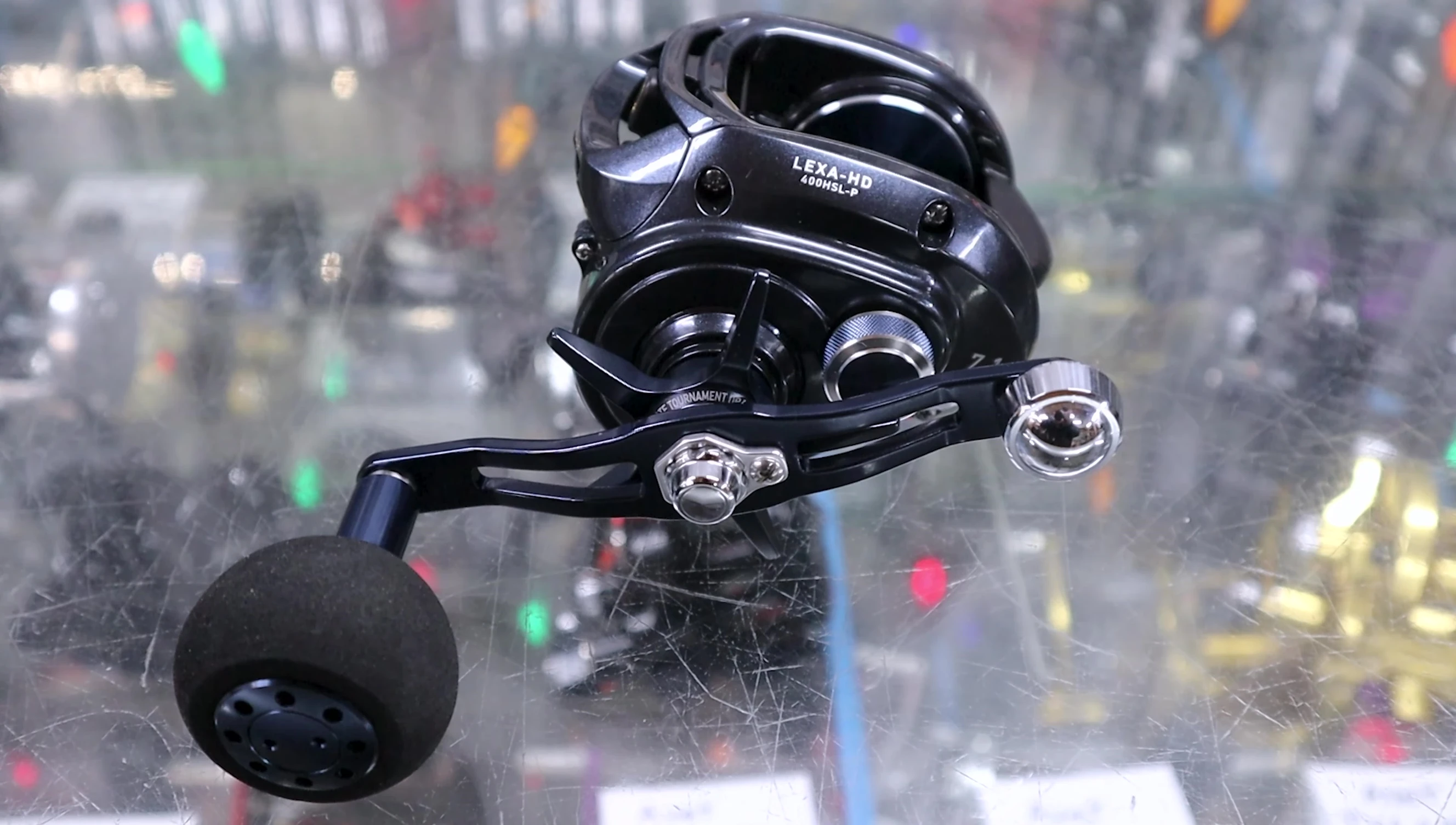 The reel mounted on a kayak fishing rod.
