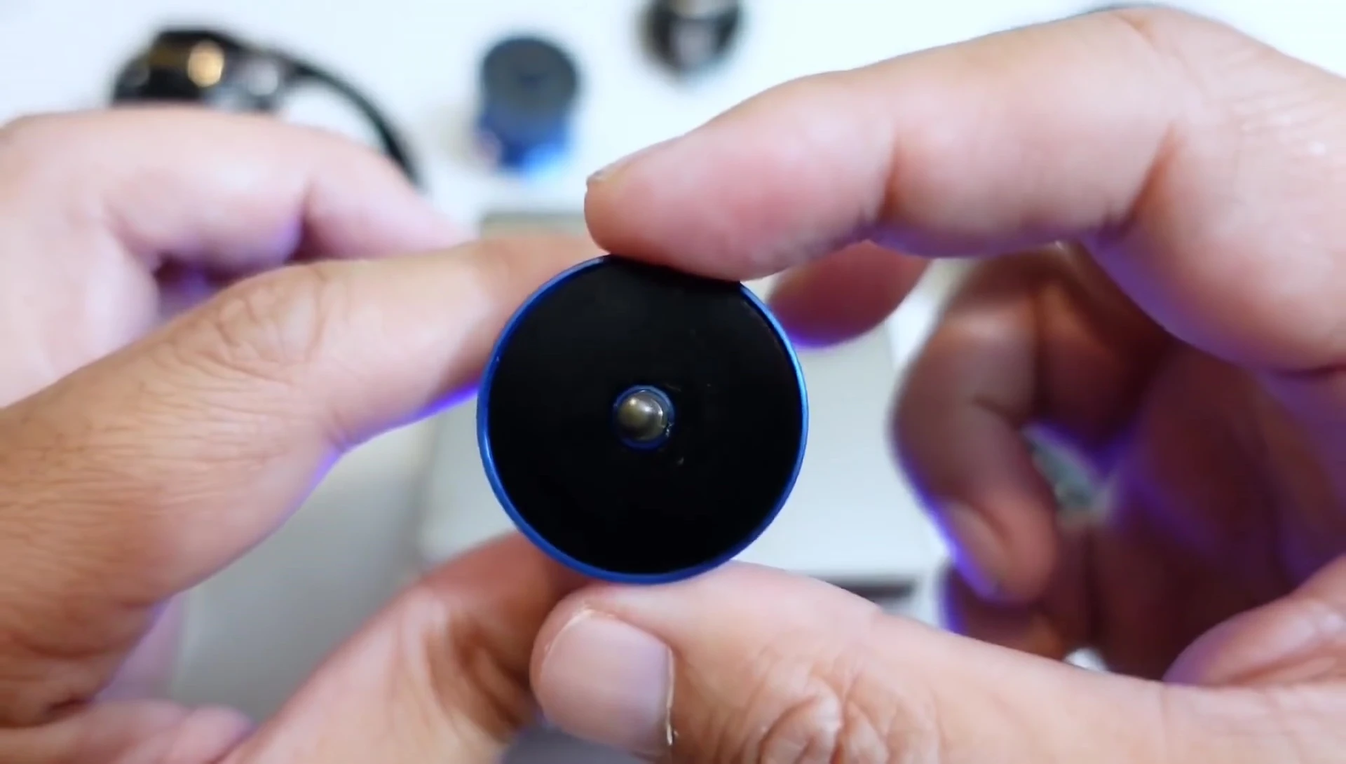 Close up of the spool design showing the interaction point with the magnets.