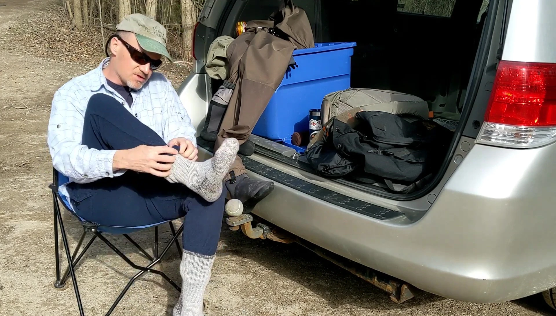 Visual demonstration of the fleece tucked into socks