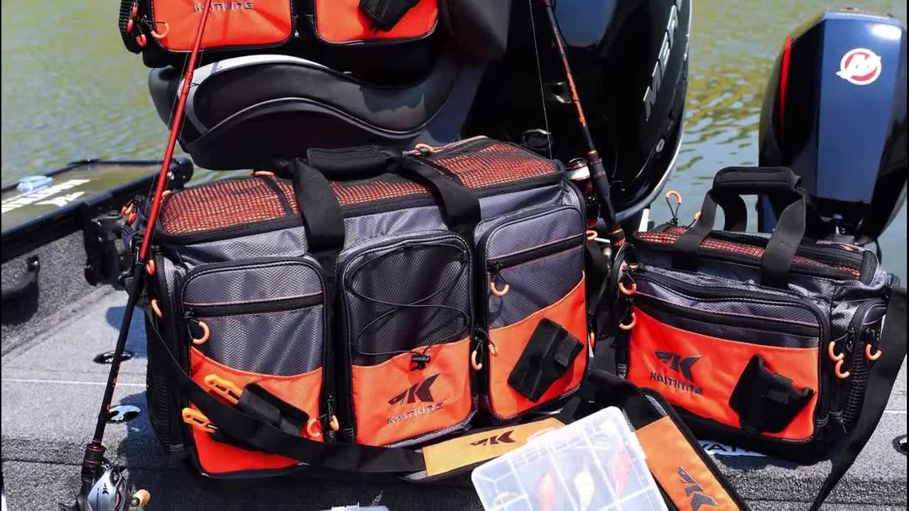 Image highlighting the durable, water-resistant material of the Cast King box.