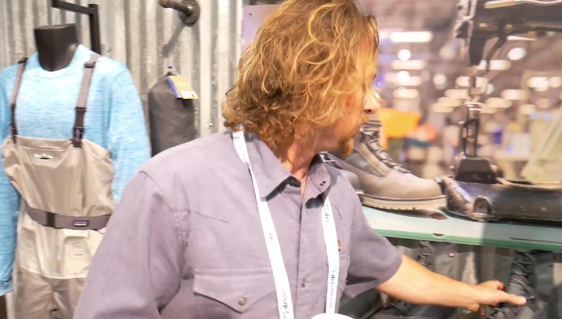 Close-up showing the aluminum bar sole