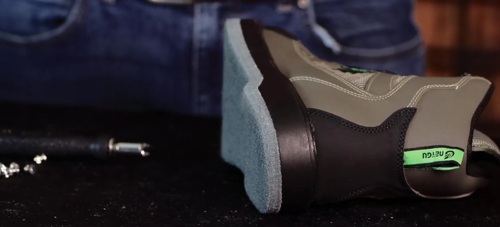 Emphasis on the use of a hand tool for felt boot installation.