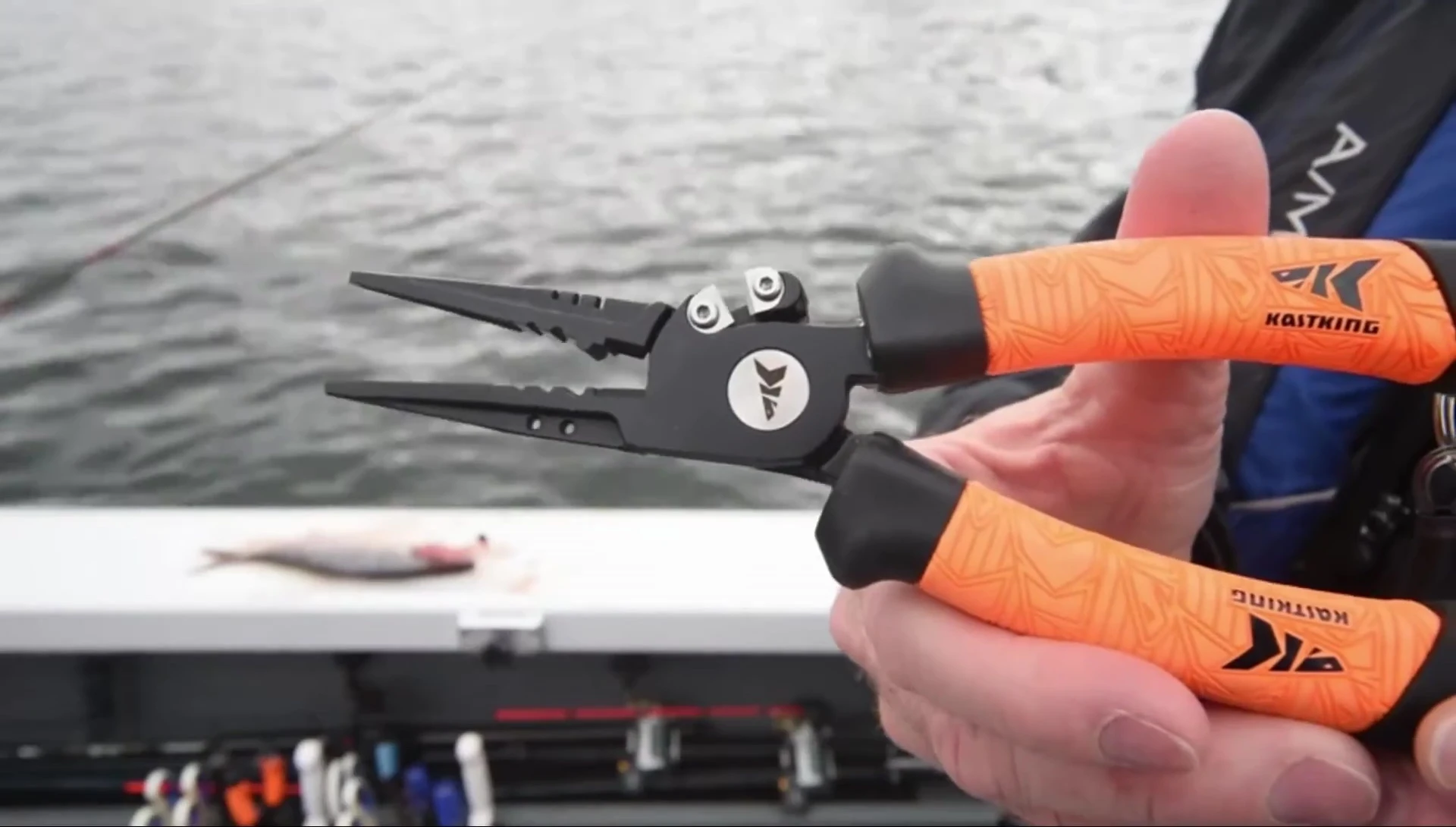 Close-up of the carbide cutters on the CastKing pliers.